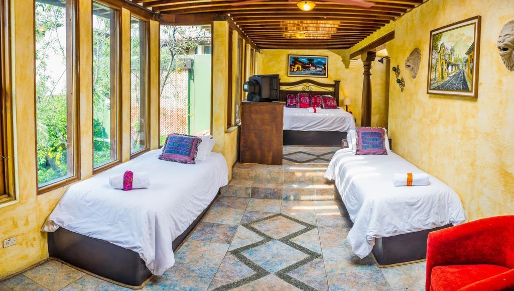 Casa Del Parque By Ahs 3* Antigua